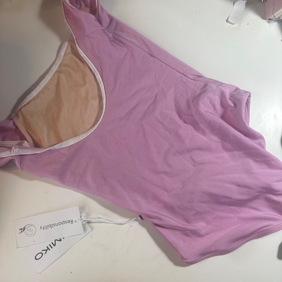 Yumiko Leotard - Wendy - Velvet trim - size small - S - Picture 3 of 4